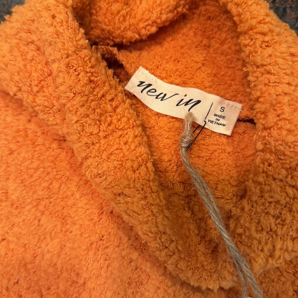 Very J Vibrant Pumpkin Colored Fuzzy Mock Neck Sweater NWT - Picture 4 of 6